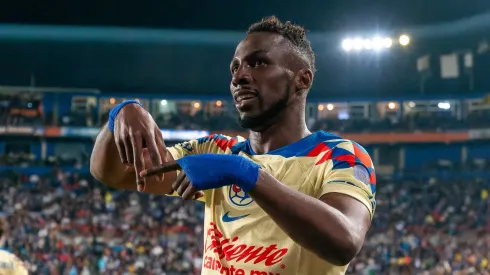 Julián Quiñones vuelve al Estadio Jalisco.