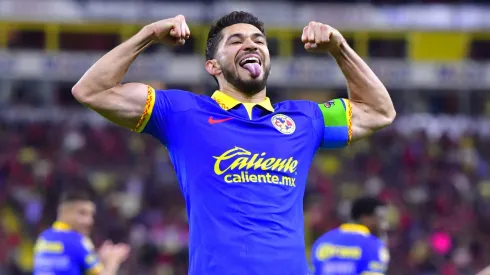 Henry Martín pide la renovación con goles.