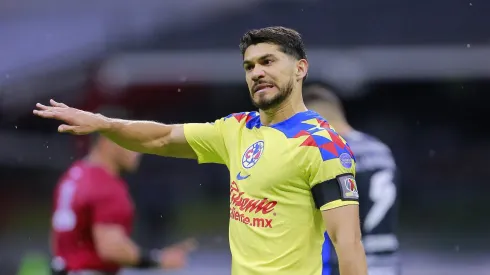 Henry Martín habría despertado interés en un equipo de la Liga MX que estaría dispuesto a ficharlo.