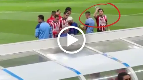 El intento de agresión de Alan Mozo a Chicote Calderón en el Clásico Nacional