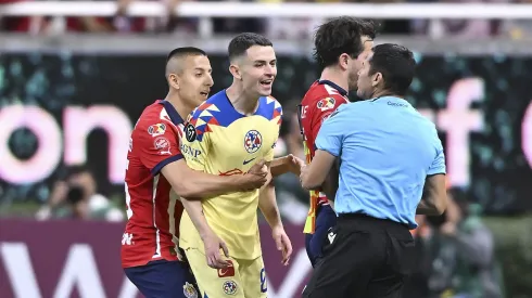 Fidalgo defendió su escudo americanista ante Chivas.