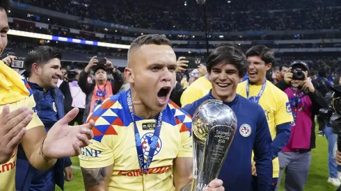 El Cabecita se va siendo campeón con las Águilas.