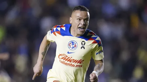 Jonathan va a la MLS a continuar con su carrera.