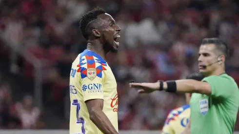 Quiñones volvió a ser víctima de insultos ante Chivas.