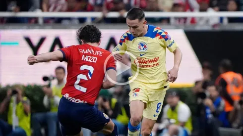 El Maguito se plantó firma ante Mozo.