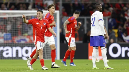 Igor Lichnovsky fue titular en Chile vs Francia.