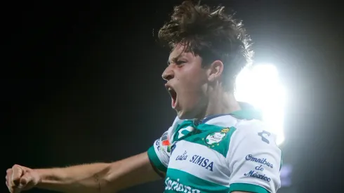 América se fija en la joya de Santos Laguna.