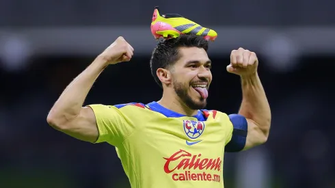 Henry Martín celebró el gol con el que empató a Salvador Cabañas con un festejo como el del paraguayo.
