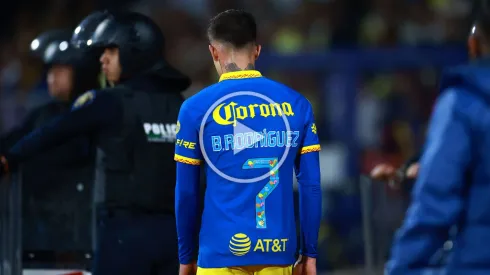 Brian se tuvo que ir expulsado en la recta final.