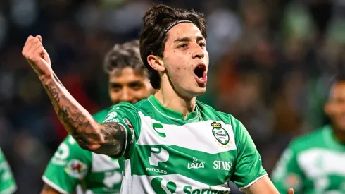 América tendría competencia por Jordan Carrillo.