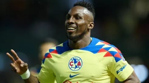 Hacen una gran oferta al América por Quiñones.