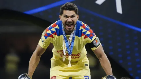 Henry Martín publicó un explosivo mensaje en redes