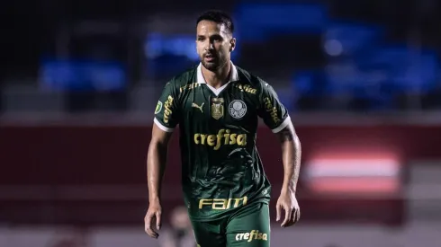 Luan suena para reforzar la zaga azulcrema.