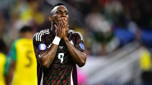 Julián Quiñones toma medida inesperada tras la derrota ante Venezuela