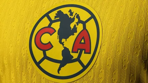 Un futbolista muy querido seguirá en las Águilas.