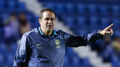 Jardine ya planea su 11 inicial de lujo.