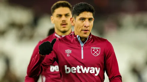 Edson Álvarez recibió una mala noticia previo al inicio de la Premier League