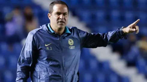 El técnico brasileño hará cambios en su equipo.