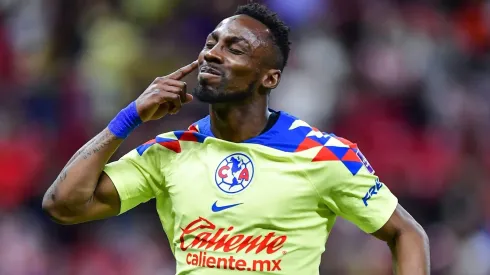 Julián Quiñones, padre de Chivas en las redes.