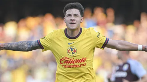 Competencia interna en el América por jugar en el ataque.