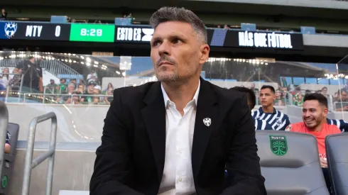 Afición de Rayados enfurece por la salida de Fernando Ortiz.