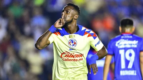 América no ha podido encontrar al reemplazo de Julián Quiñones.