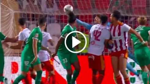 Guillermo Ochoa debutó con victoria en Portugal