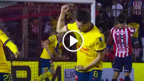 Álvaro Fidalgo festejó el gol del América de forma efusiva