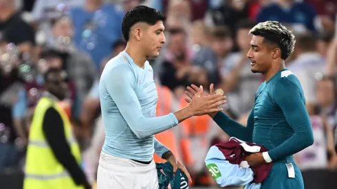 El gesto de Edson Álvarez con Julián Araujo que toda la afición mexicana le aplaude al ex América