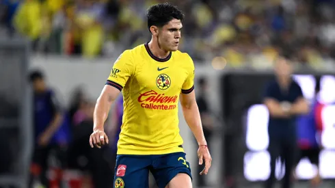 Reyes se desgarró y no juega contra América.