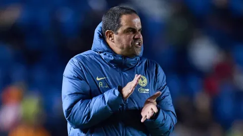 Jardine quiere arreglar el vestidor.