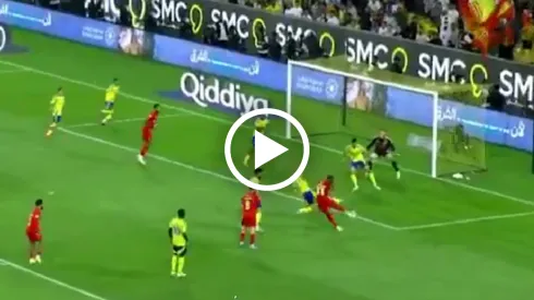 Julián Quiñones hace un golazo ante el Al-Nassr de Cristian Ronaldo