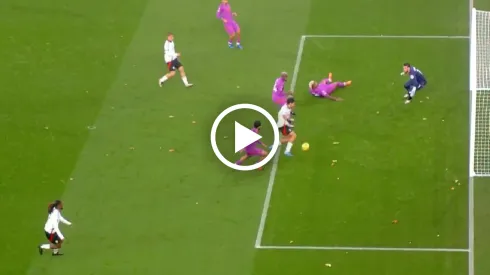 El insólito fallo de Raúl Jiménez ante Wolves, su ex equipo en la Premier League