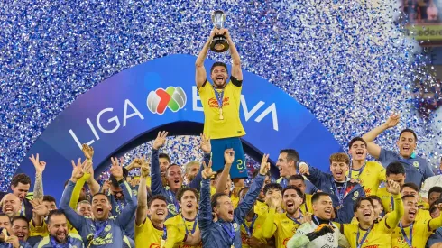 América es tricampeón del futbol mexicano.