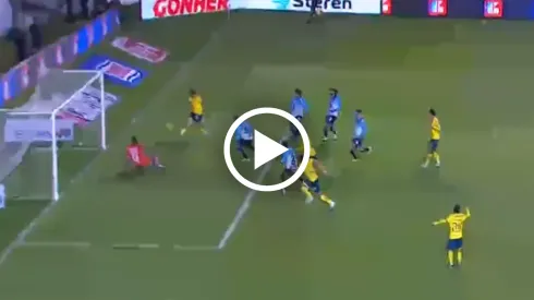 El insólito error de Dagoberto Espinoza frente a Querétaro sin portero