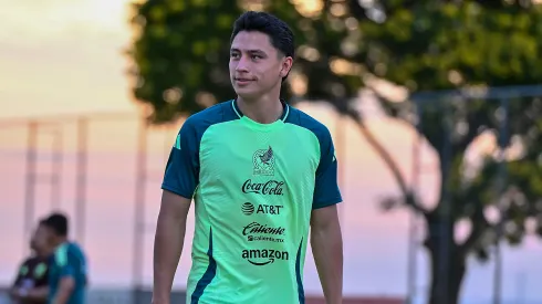 Ramón Juárez recibe una excelente noticia de Javier Aguirre