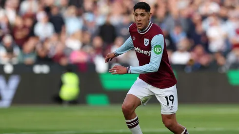 Edson Alvarez sigue firme en el West Ham