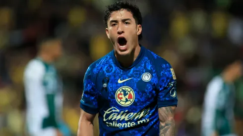 Alejandro Zendejas hizo dos goles ante Santos Laguna