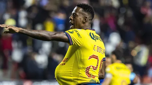 Borja fue reconocido por las Águilas en un día muy especial.