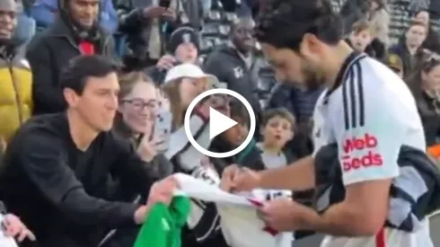 El increíble gesto que tuvo Raúl Jiménez con la afición de Fulham