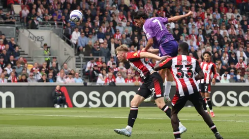 Raúl Jiménez volvió a marcar en la Premier League