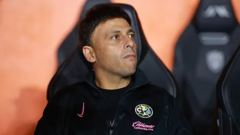 América Femenil tomó una decisión con el futuro de Ángel Villacampa en el equipo