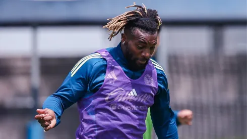 Saint-Maximin le dio la gran noticia de la semana a Jardine y al América