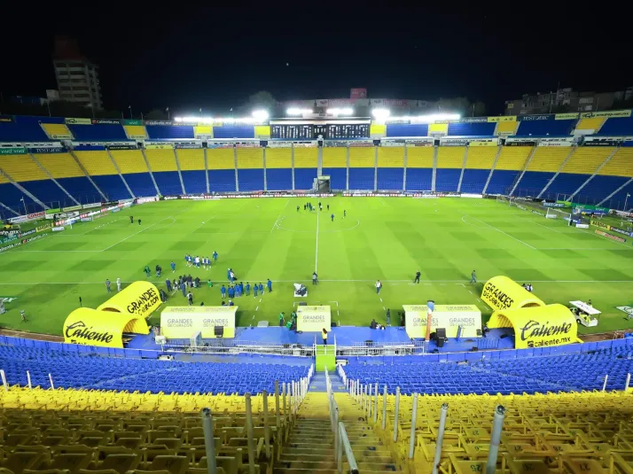 ¿A puerta cerrada en el Estadio Azulcrema? América tiene noticias...