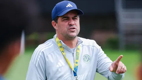 Jardine sorprendería a Rayados con inesperado cambio en su defensa