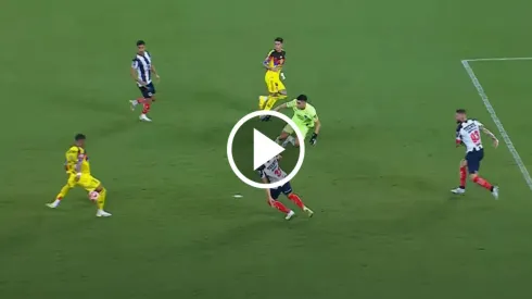 Rodrigo Aguirre convirtió un gol después de mucho tiempo