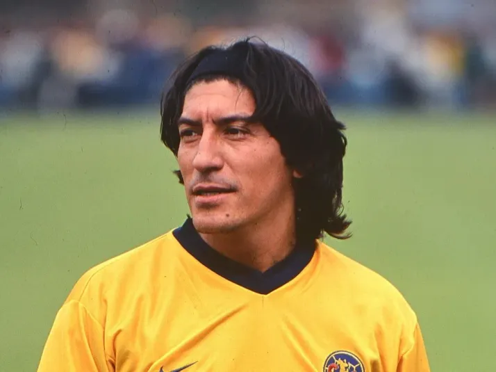 Zamorano estuvo a punto de no fichar con el América