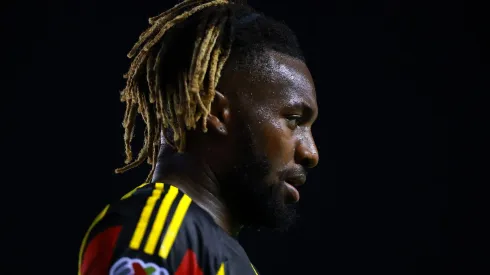 Allan Saint-Maximin en un partido de la Liga MX con el Club América.