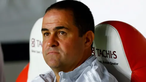 André Jardine dirigiendo un partido del Club América en la Liga MX.