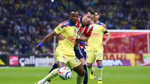 Quiñones dejó recadito a Chivas por el aniversario de América.